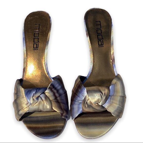 Moda Spana Sandals   - Picture 1 of 7